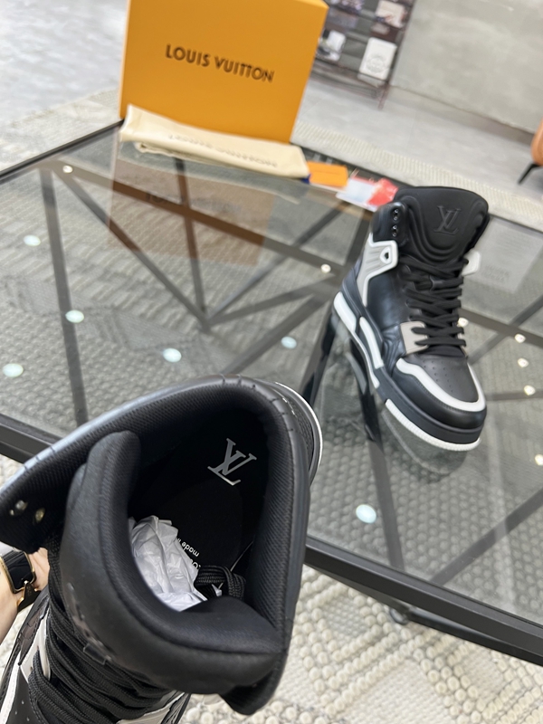 ルイヴィトン靴角部分ディテール